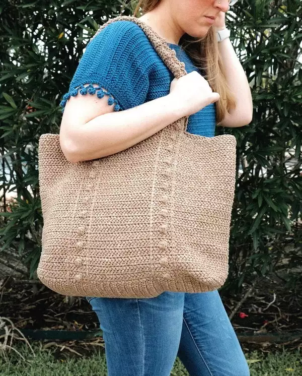 Modern Crochet Oversized Tote Bag Pattern