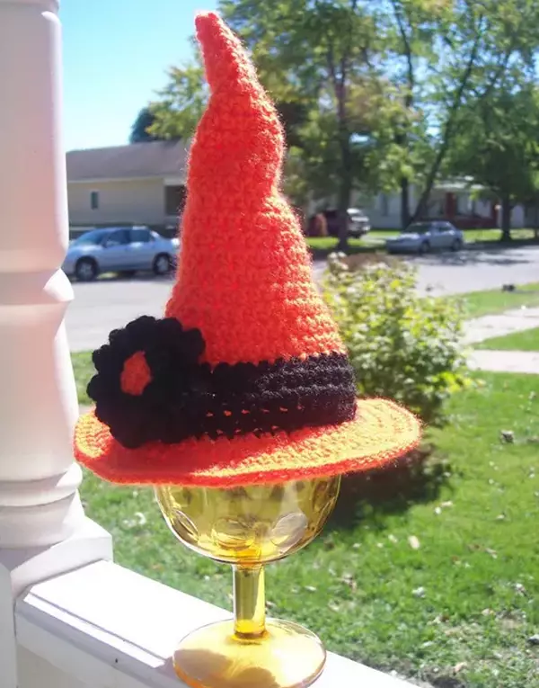 Newborn Witches Hat Crochet Pattern