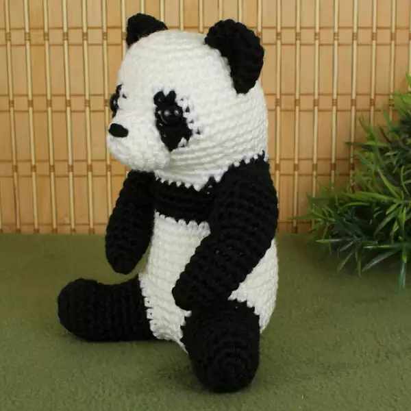 Panda amigurumi pattern free