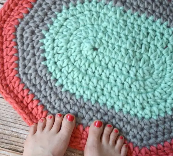 Super Chunky Oval Rug Crochet Pattern