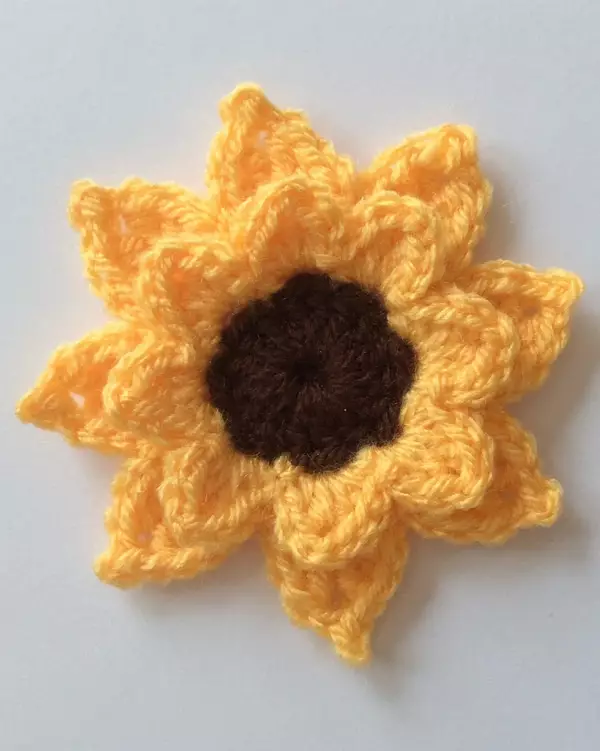 Three Crochet Flowers Pattern