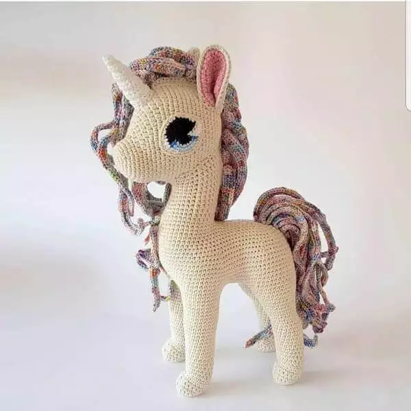 Unicorn crochet pattern free