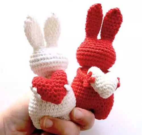 Valentin Bunny Amigurumi Free Crochet Pattern