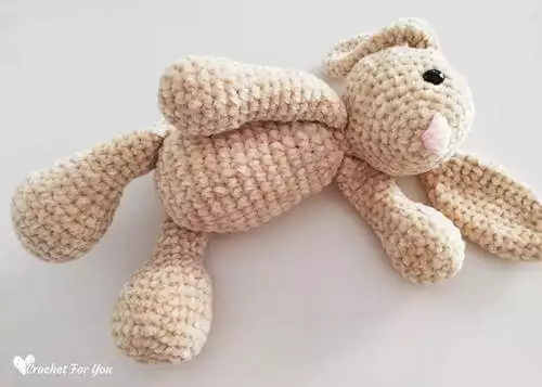 Velvet Bunny Amigurumi