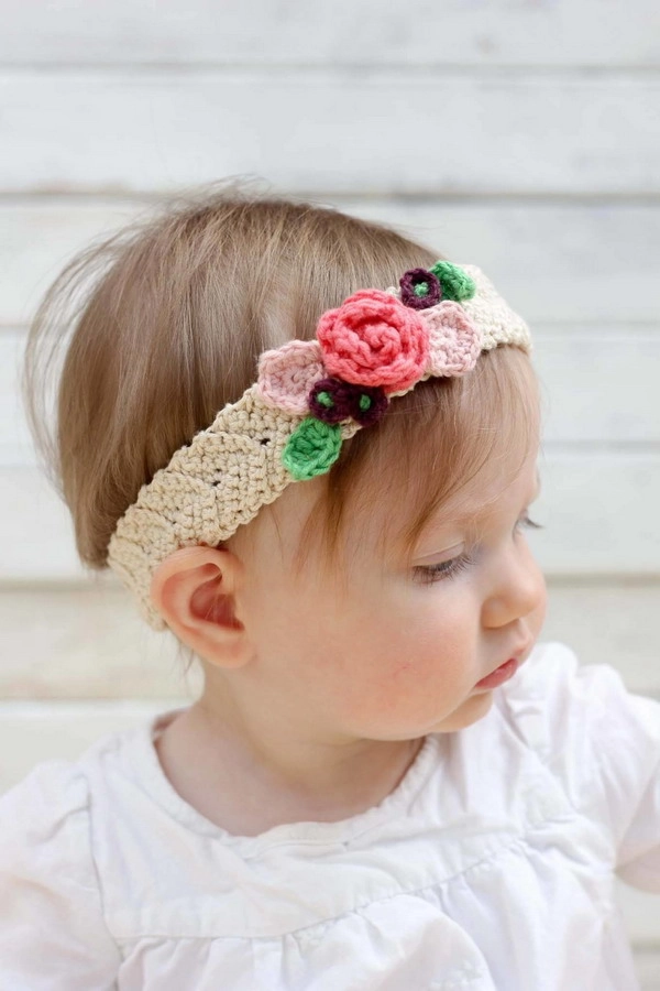 Free pattern for baby headbands with flowers