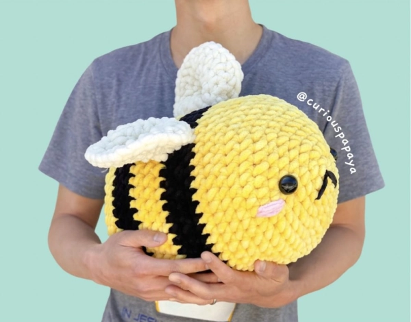 Jumbo, The Giant Bee Crochet Pattern
