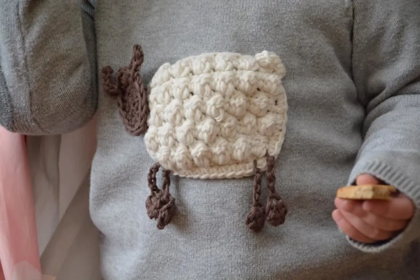 Little Lamb Crochet Applique Pattern
