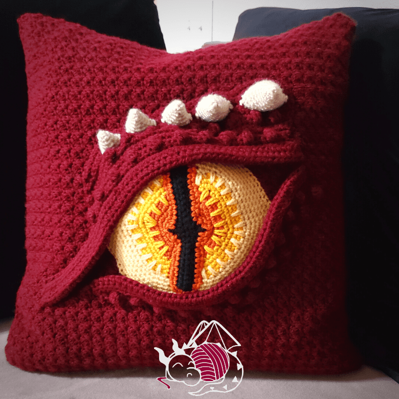 Dragon Eye Pillow » Weave Crochet