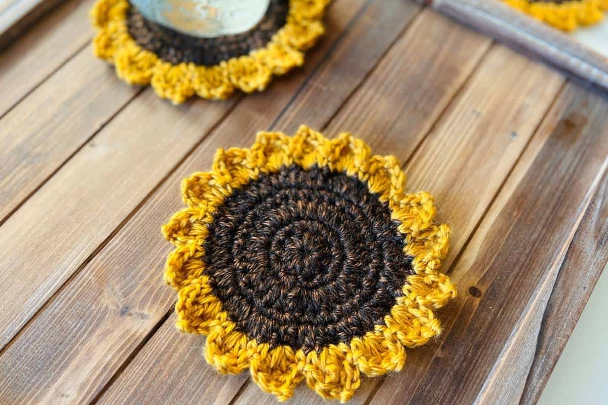 Crochet Sunflower Coaster – FREE Pattern