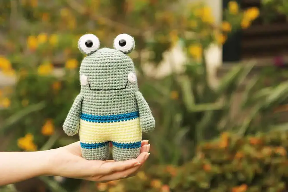 Flippy the crochet Frog
