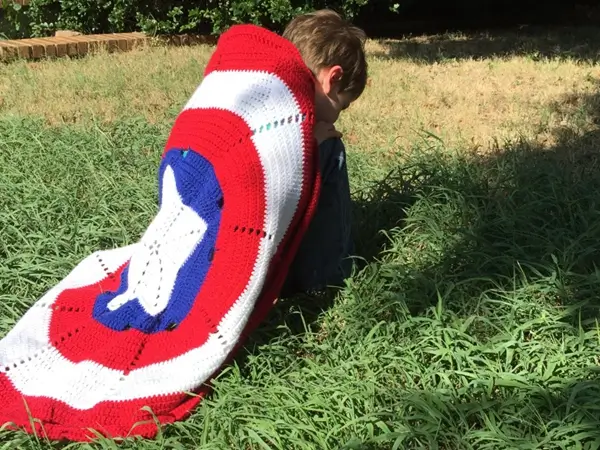 Superhero Pattern Cape Blanket