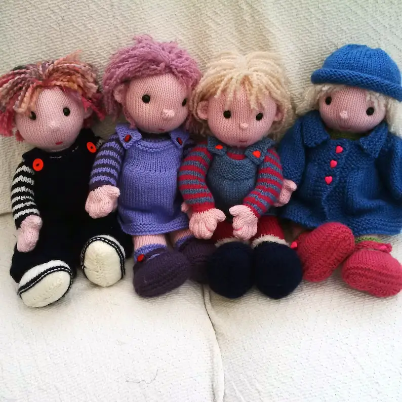 The Poppets Dolls PDF knitting pattern