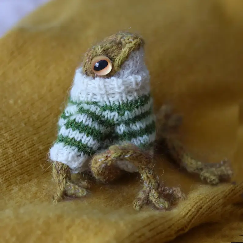 KNITTING PATTERN Froggie Sweater