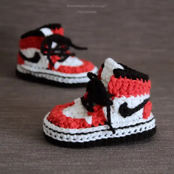 Crochet Baby Sneakers Pattern
