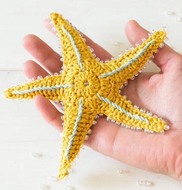 Crochet starfish pattern