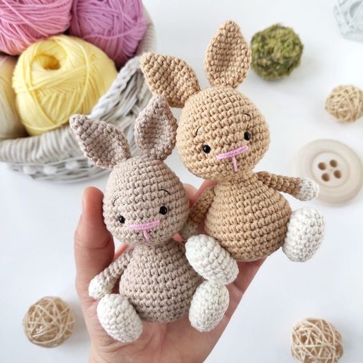 Cute Crochet Chenille Bunny Amigurumi Free Pattern – Amigurumi