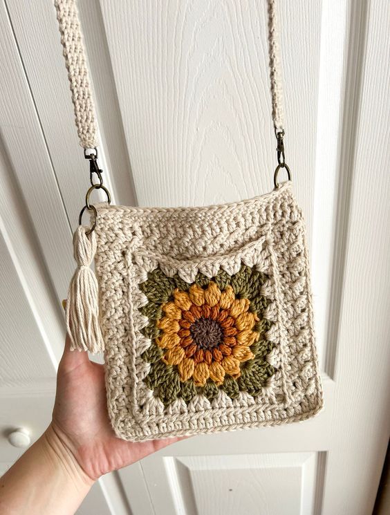 Granny Square Bag Crochet Pattern, Siouxsie Sunflower Pocket Crossbody Bag, Crochet Sling Bag