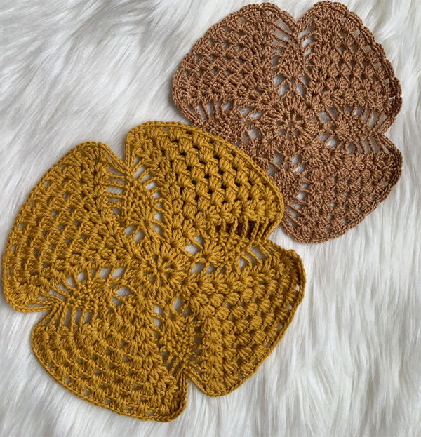 Crochet Clover Doily