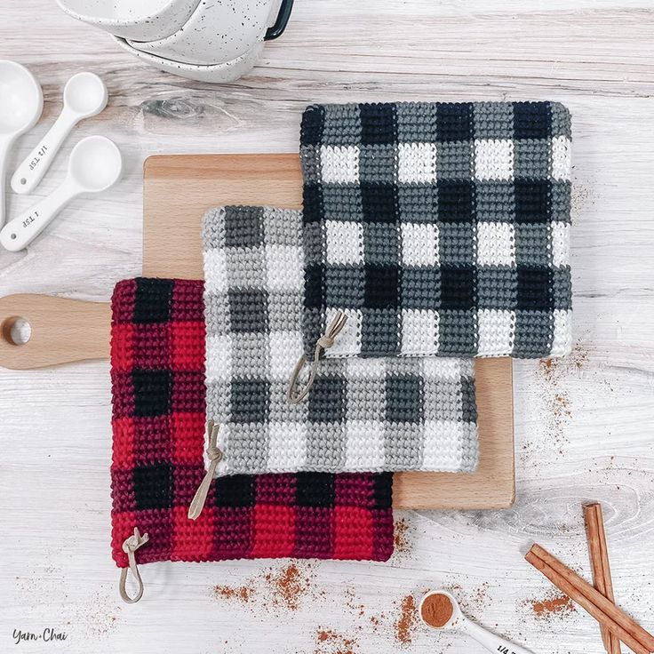 Buffalo Check Potholders