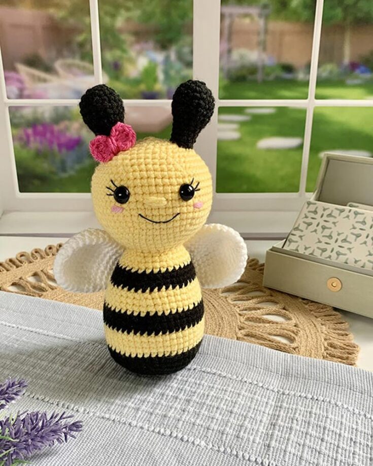 Beatrice, The Bumblebee Pattern