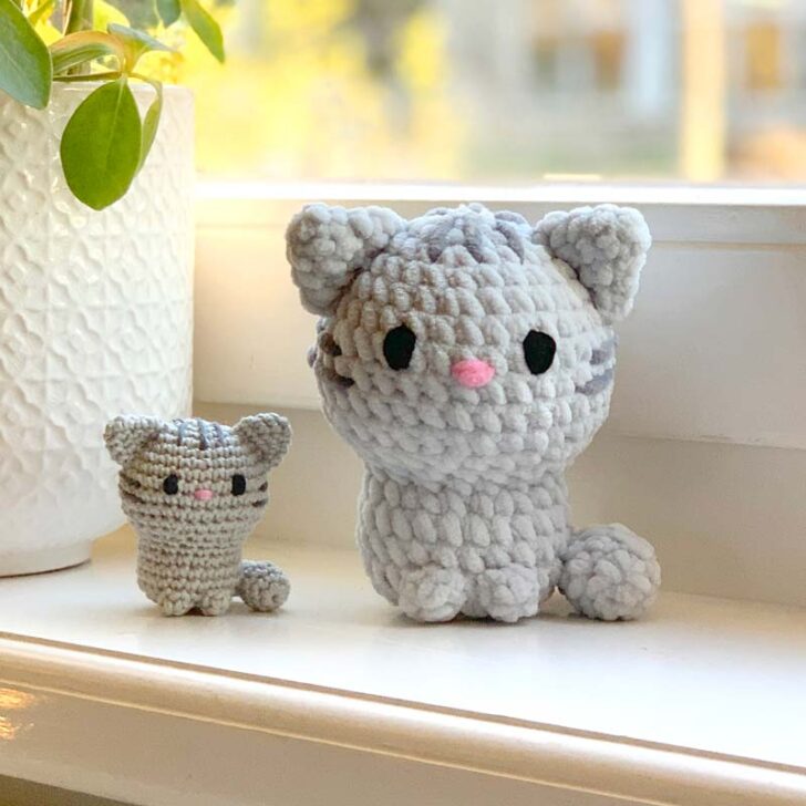 Lily, The Cat Amigurumi