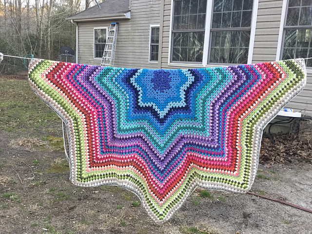 Phrogslily's Granny Star Blanket