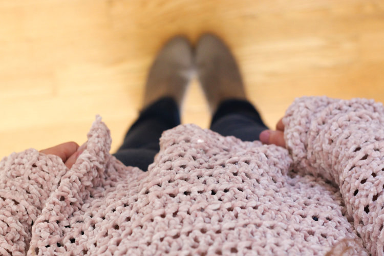 Kelby Sweater - Free Crochet Pattern and YARN GIVEAWAY