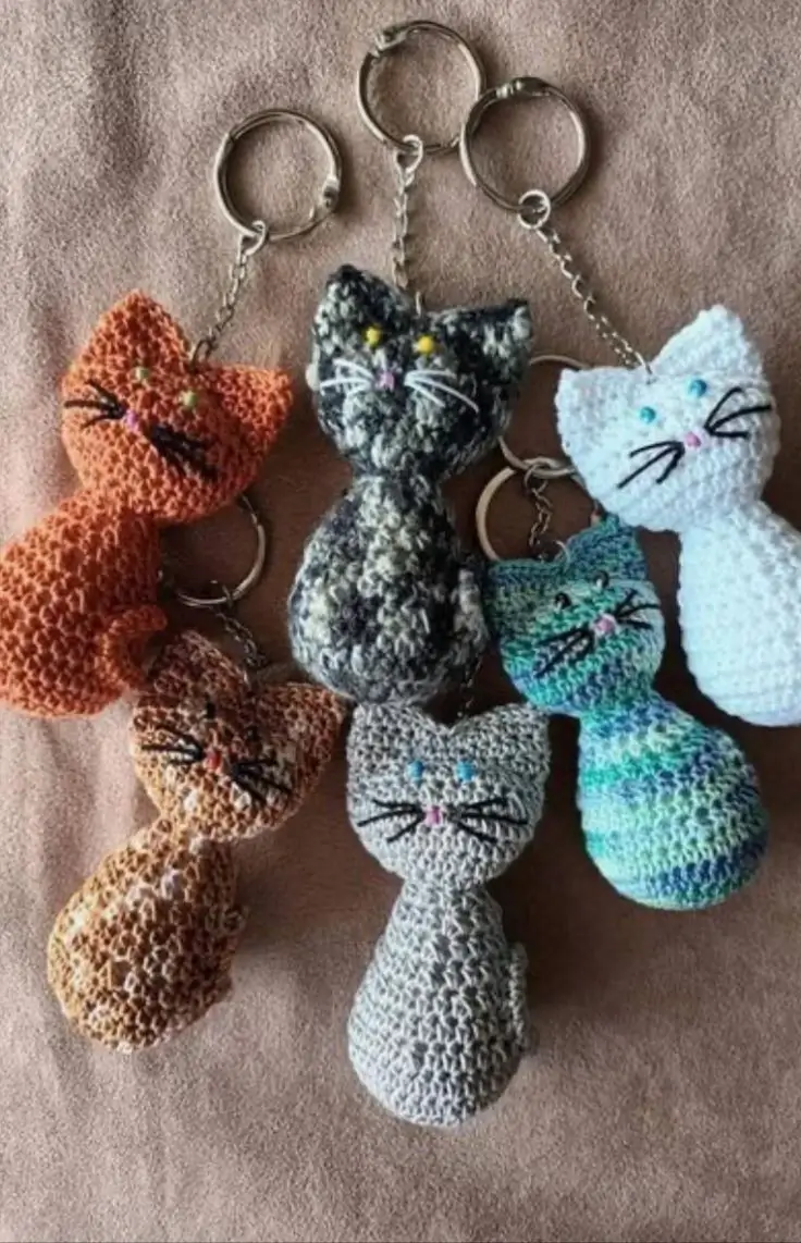 Crochet Cat Keychain, Amigurumi Kitten Keyring