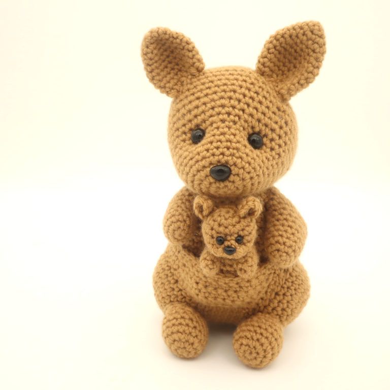 Kangaroo Amigurumi