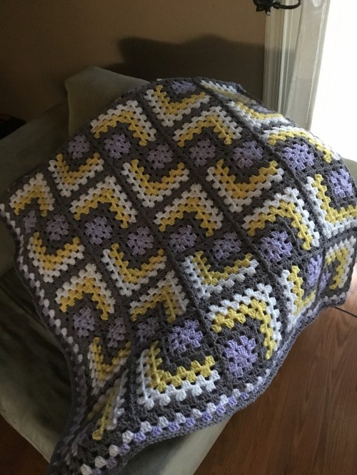 Modern Mitered Granny Square - Free Pattern