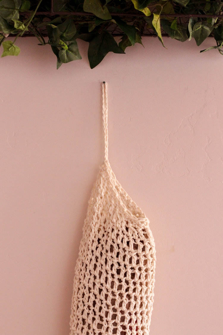 Plastic Bag Holder - Free Crochet Pattern