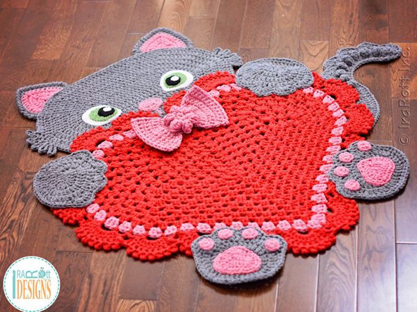 Sassy the Kitty Cat Heart Rug