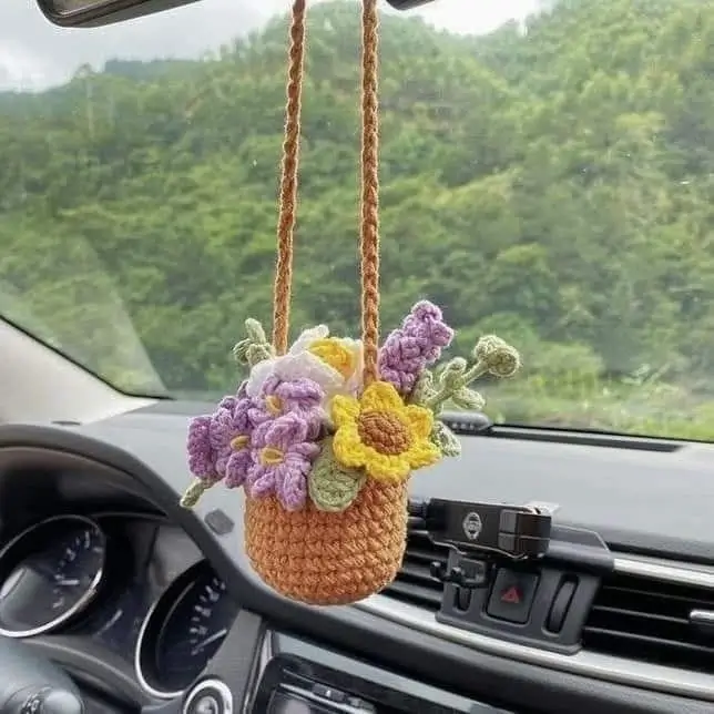 WOVEN ACCESSORIES FOR CARS