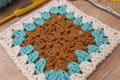 Arctic Granny Square Free Pattern