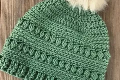 Bead Stitch Hat Free Pattern