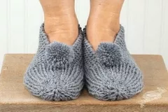 Family Slippers Using Berroco Ultra Wool Free Pattern