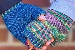 Hand in Hand Free Pattern