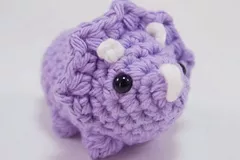 Mini Triceratops Amigurumi