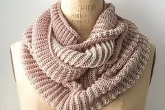 Two-Color Cotton Cowl Free Knitting Pattern