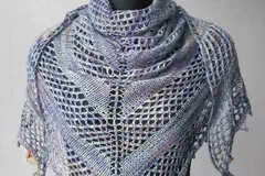 Shawl Autumn’s weekend Free Knitting Pattern