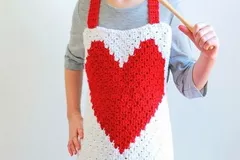 Heart C2C Child Apron Free Crochet Pattern