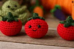 Cottage Garden Tomato Free Crochet Pattern