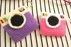 Instagram/Camera coin purse Free Crochet Pattern