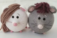 Little Round Mouse Free Crochet Pattern