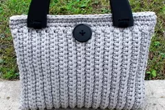 Lorrie Bag Free Crochet Pattern and Video Tutorial