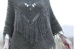 Seamless Fringed Poncho Free Crochet Pattern