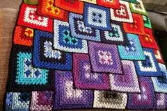 Amazing Overlapping Granny Blanket Free Crochet Diagram