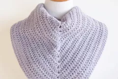 Easy Everyday Triangle Scarf