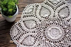 Pineapple Doily