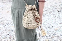 Crochet drawstring bag free pattern